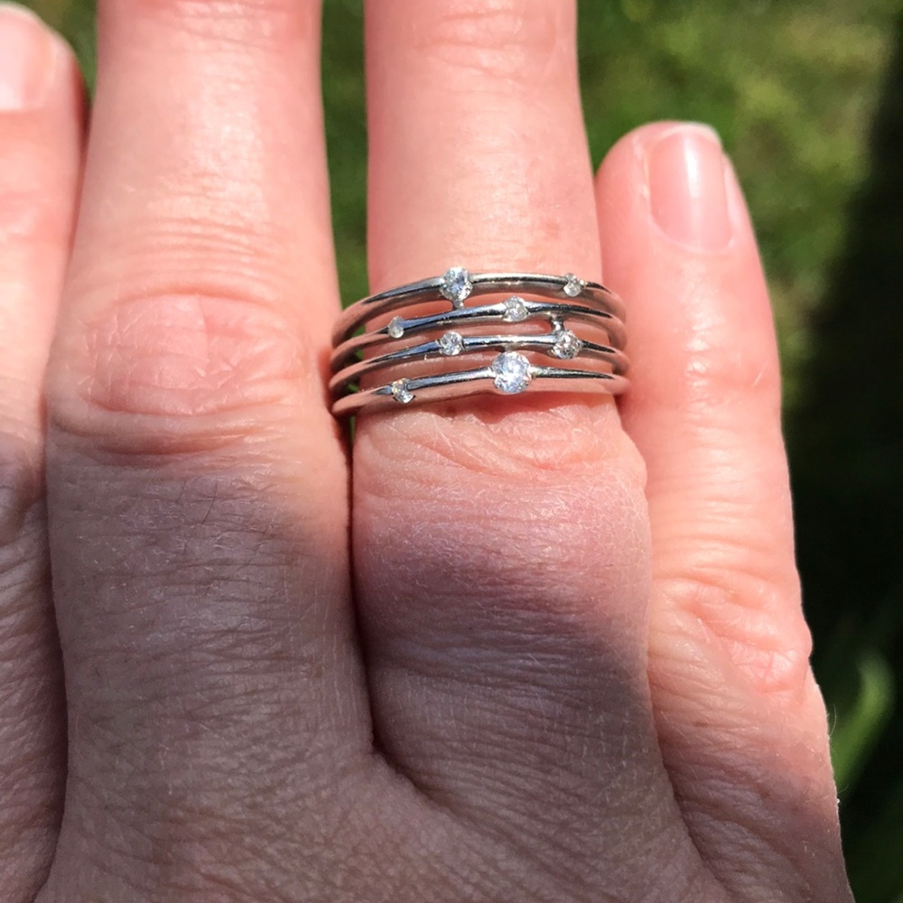 10k white gold diamond ring